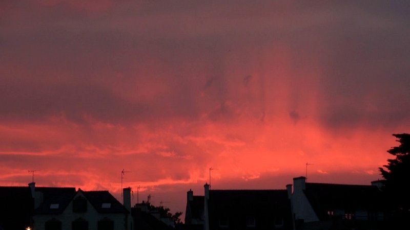 Still 9.jpeg - Feuerhimmel - � W. Wenger